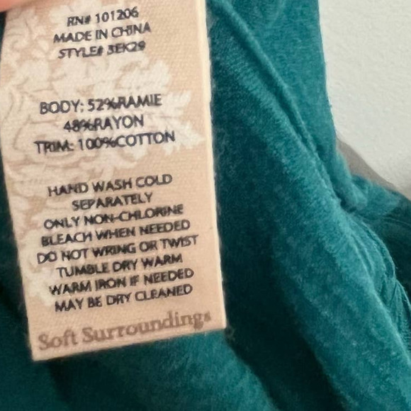 Soft Surroundings Women's Rio Jumpsuit Size PL Green Blue V Neck Gauze Pockets - Picture 11 of 11